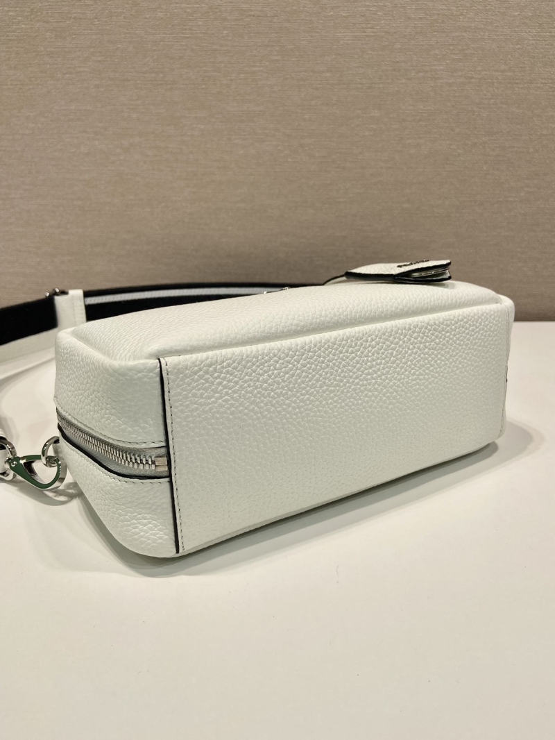 Pra*a top handle bags